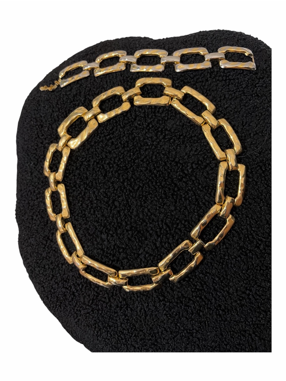 Gold Link Chain Necklace and Bracelet Set - Women Jewelry - Picture 2 of 3